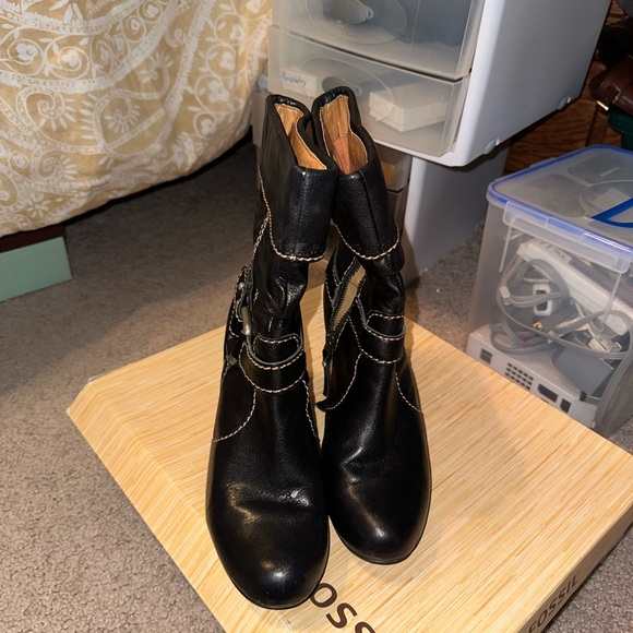 Vintage Fossil Tawny Boot - Picture 2 of 5